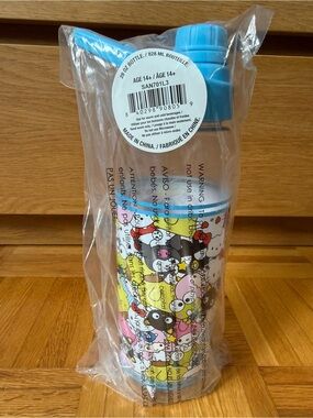 Hello Kitty Sanrio Characters Drink Bottle with Blue Lid